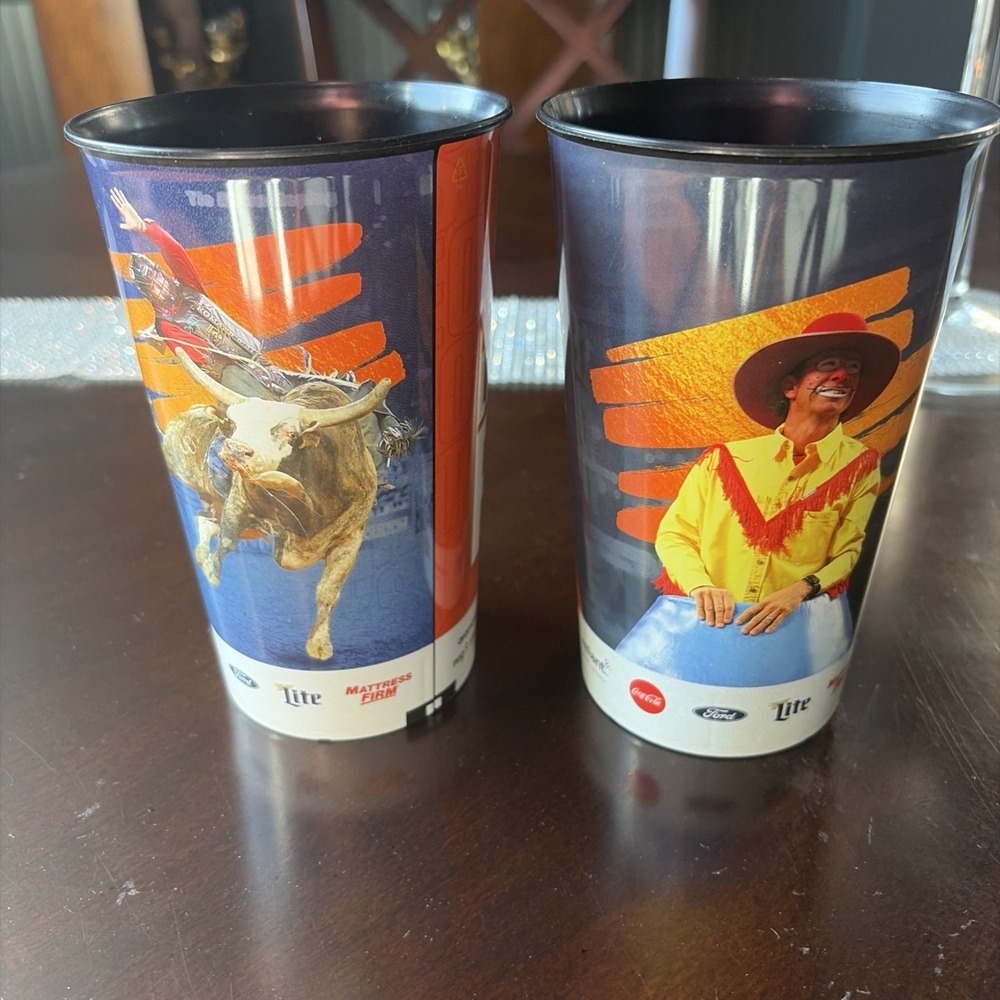 Lot Of 2 Houston Livestock Show and Rodeo collectible Plastic Drinking Lg cups